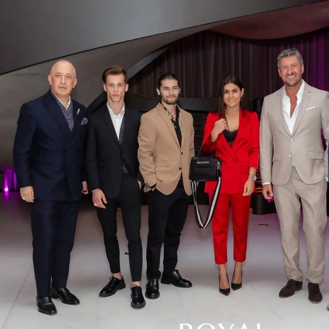 Orion Reed with Investors